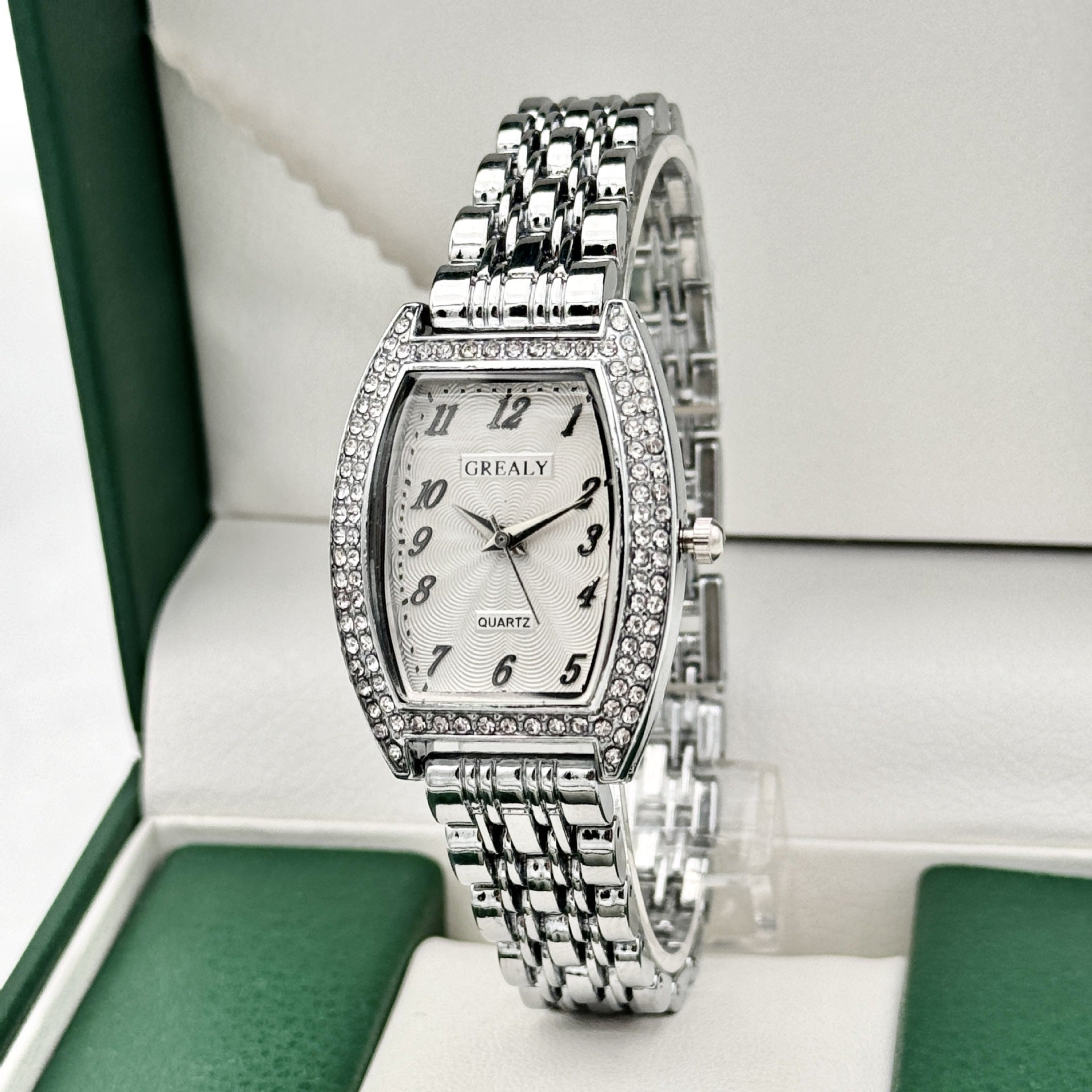 Diamond-encrusted Watch Barrel-shaped Dial Metal Bracelet Quartz Ladies' Watch