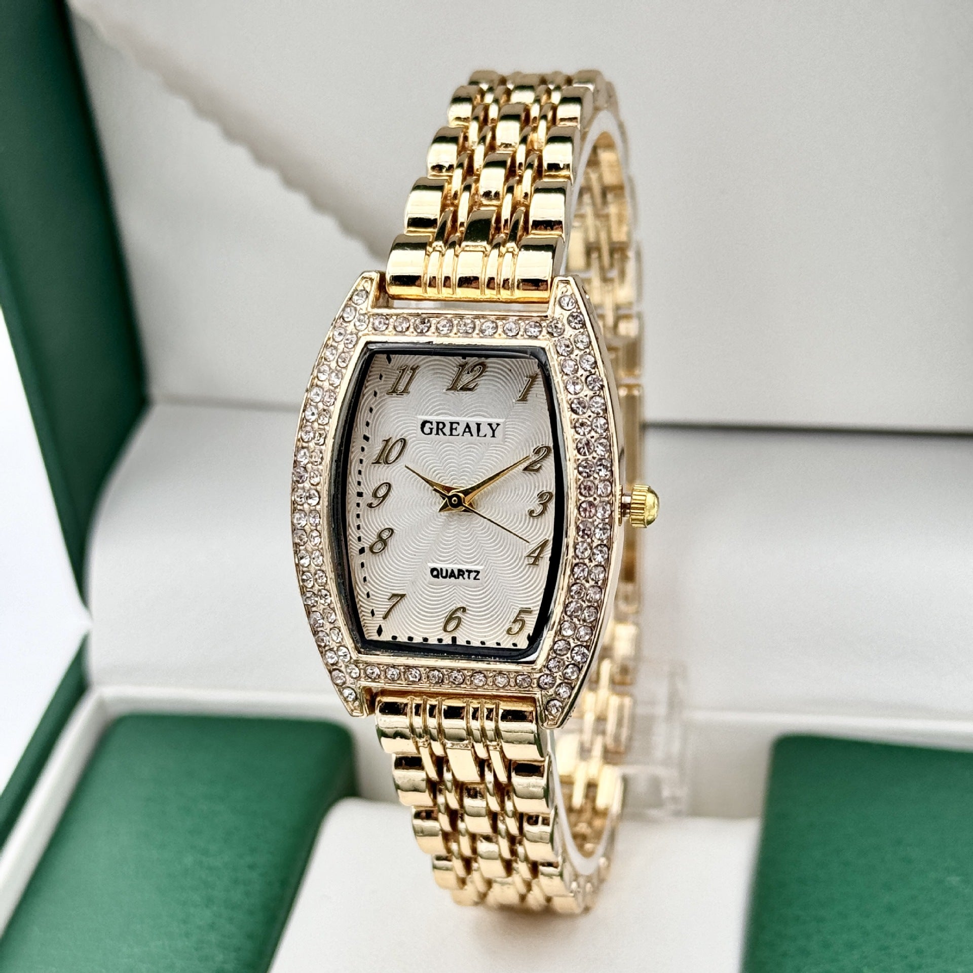 Diamond-encrusted Watch Barrel-shaped Dial Metal Bracelet Quartz Ladies' Watch